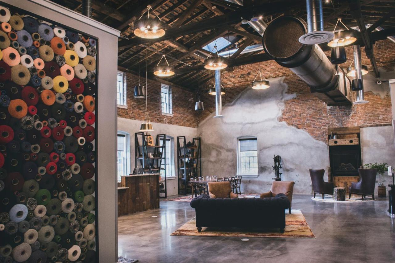 Hotel Millwright Amana Экстерьер фото