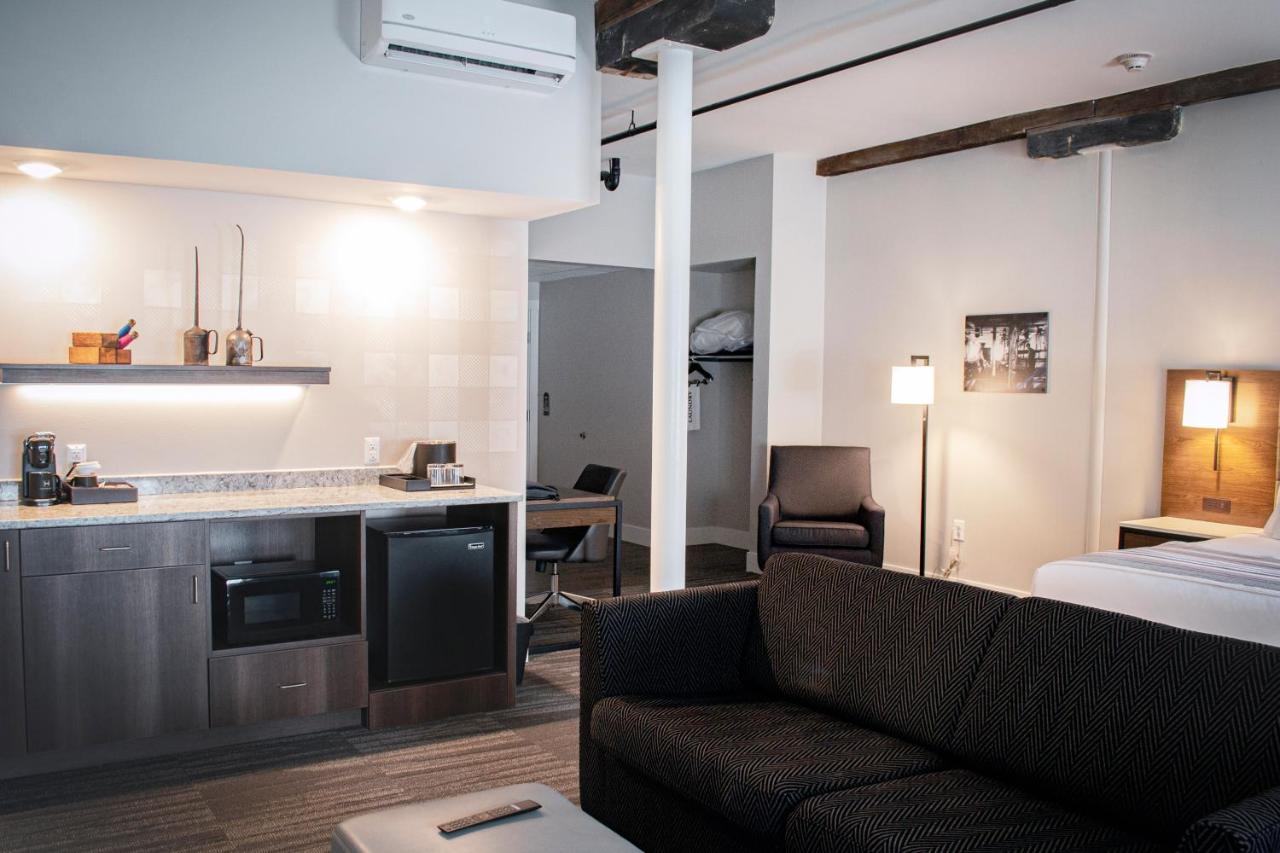 Hotel Millwright Amana Экстерьер фото