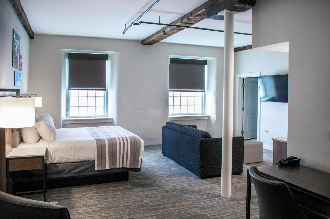Hotel Millwright Amana Экстерьер фото